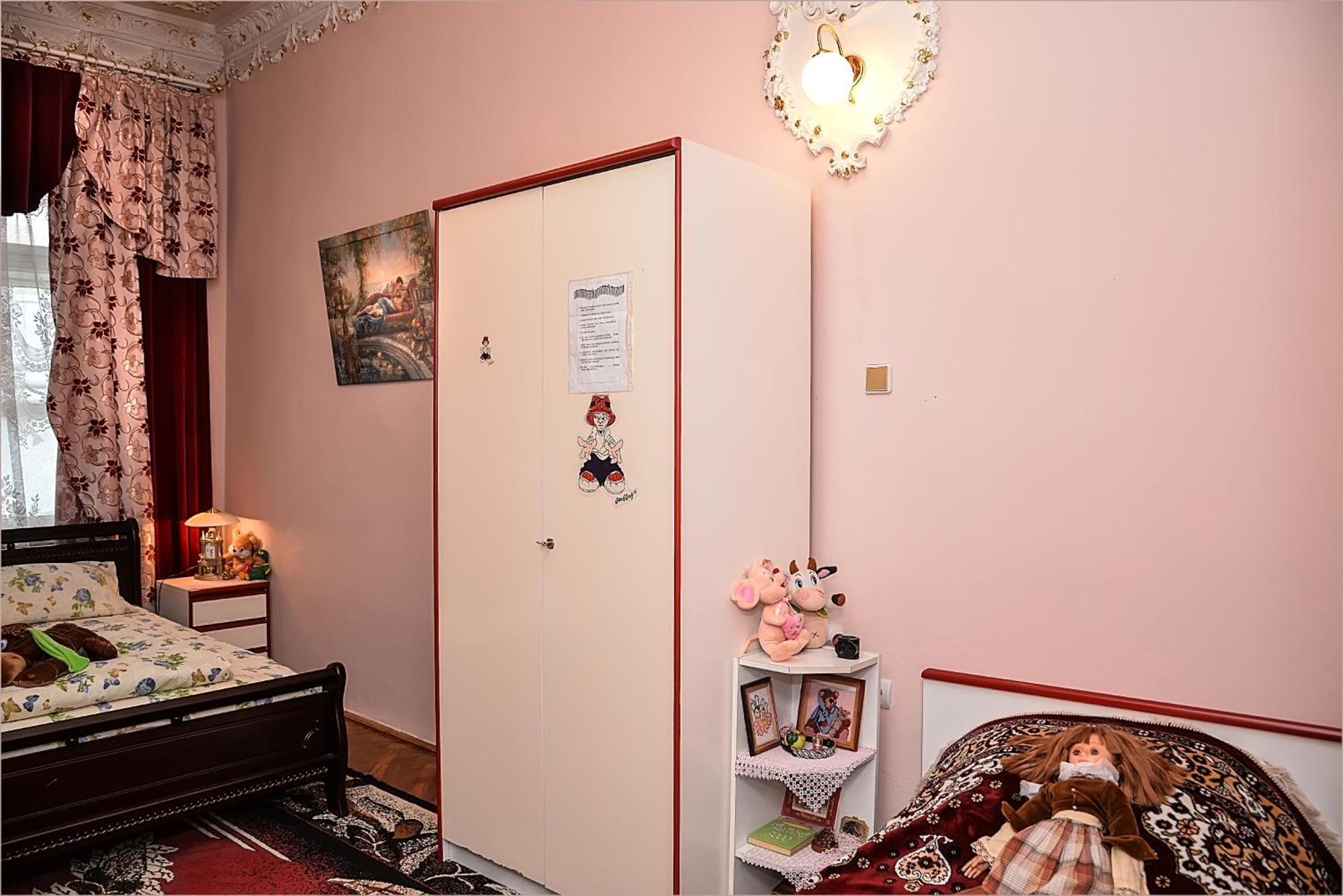 Vip-Apartments Angel Palas Tjernivtsi Eksteriør billede